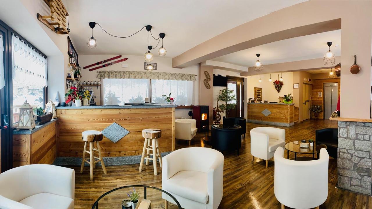 קלאבייר Hotel Piccolo Chalet מראה חיצוני תמונה
